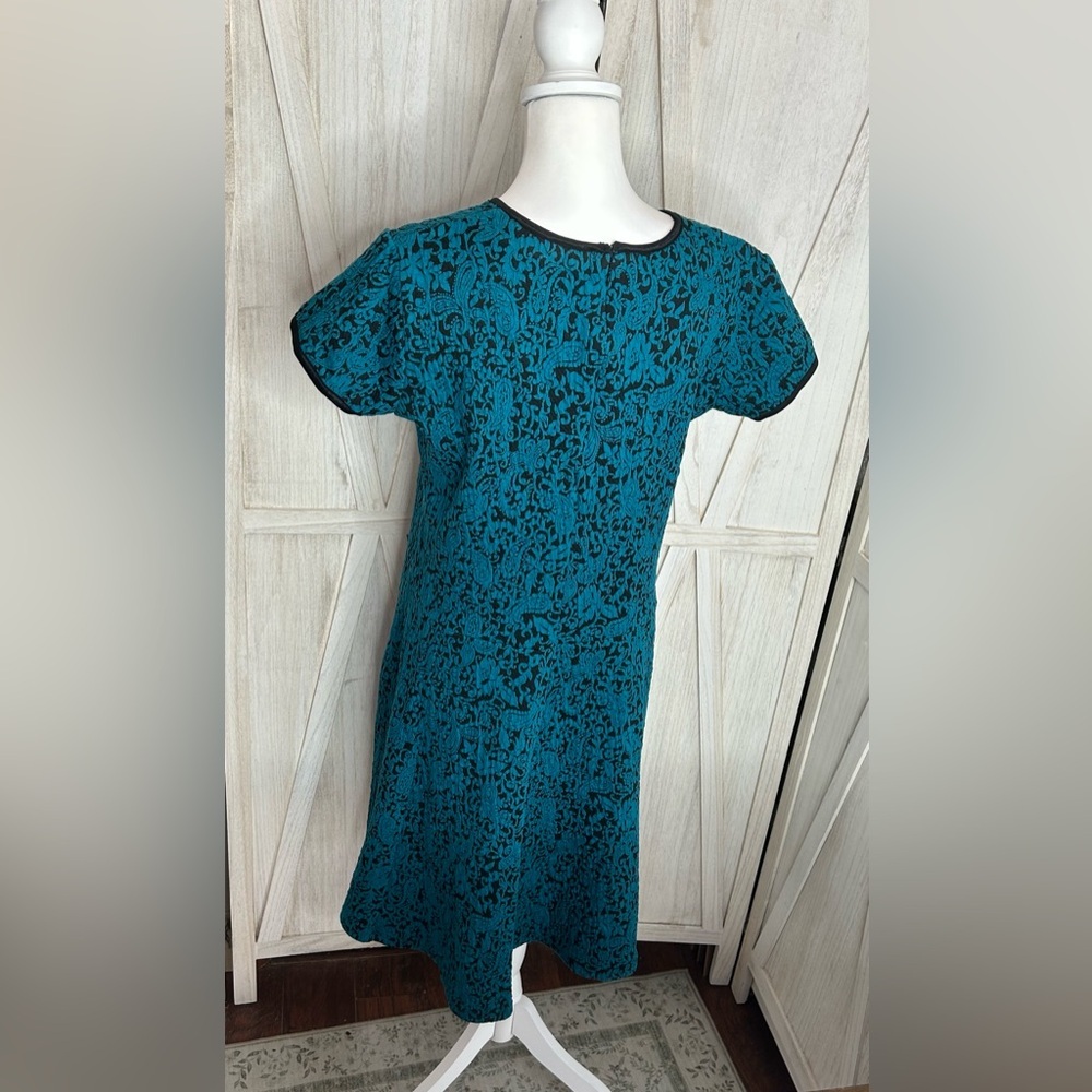 EUC Blair Teal Black Midi Dress Paisley Damask sz M crew neck fit & flair moody - Picture 6 of 11